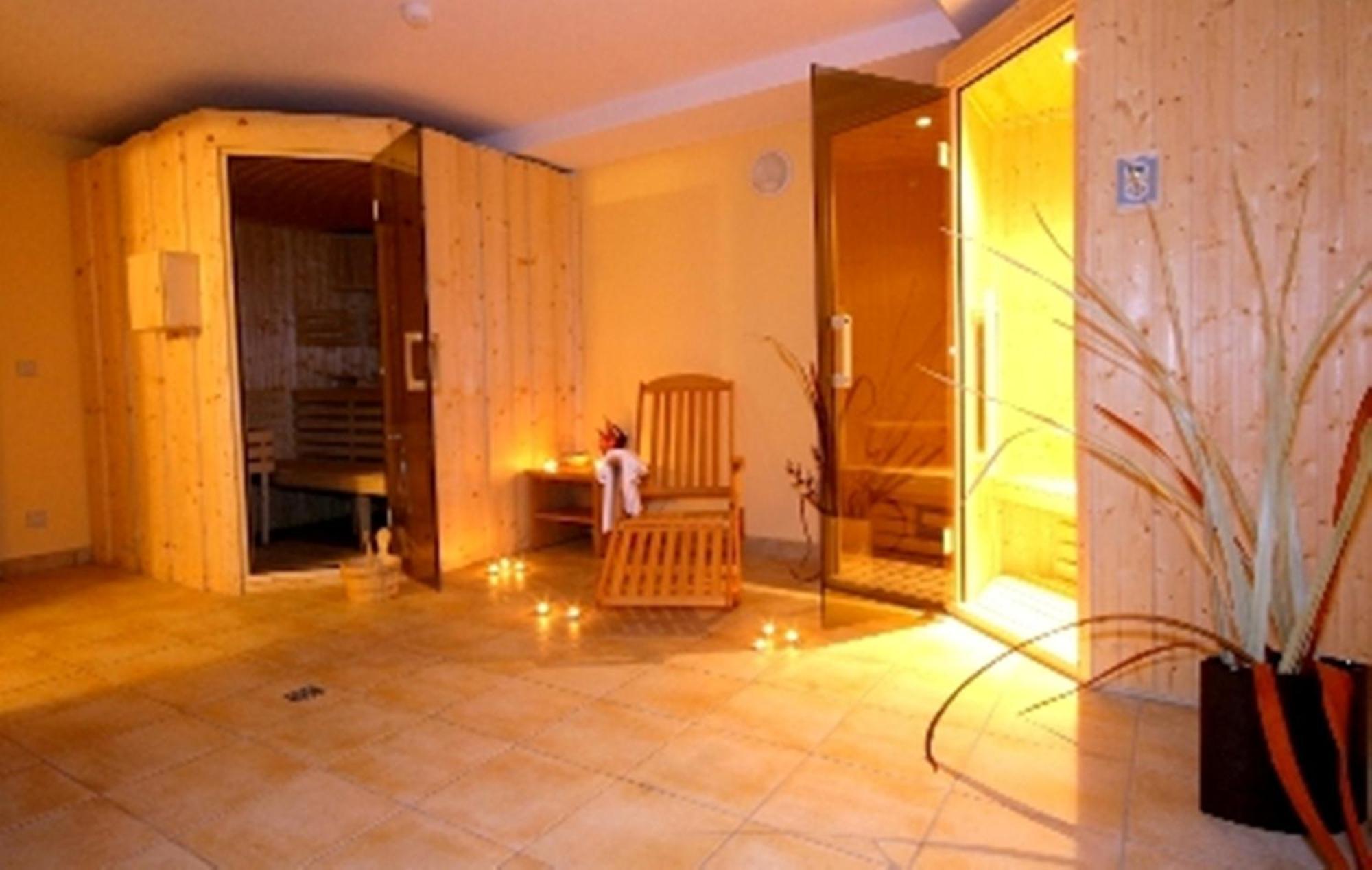 Piwniczna-Zdroj Ski Hotel מראה חיצוני תמונה
